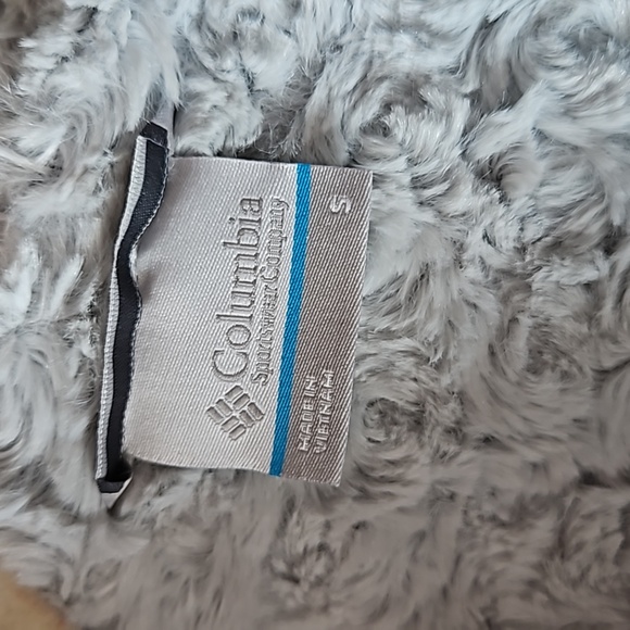 Columbia womans winter coat - Picture 3 of 5